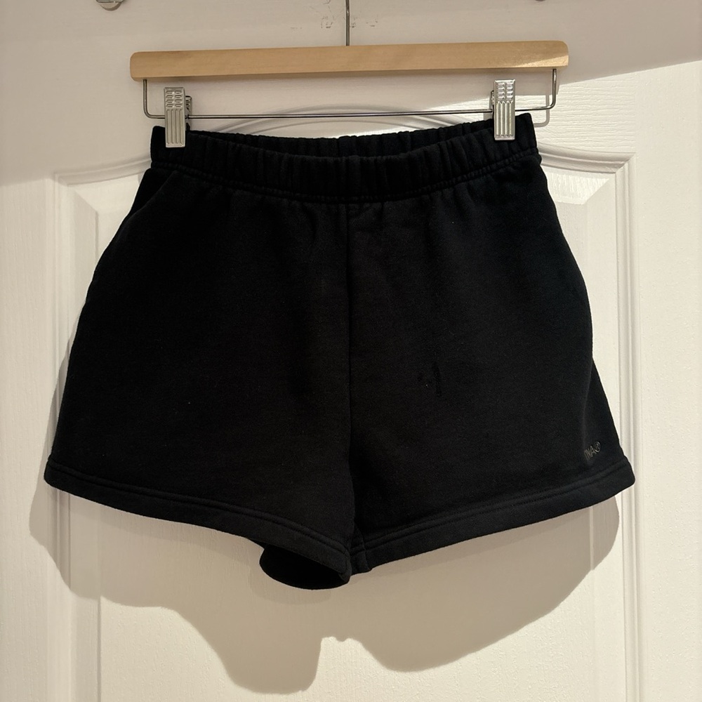 Aritzia TNA Perfect Hi-Rise Sweatshort